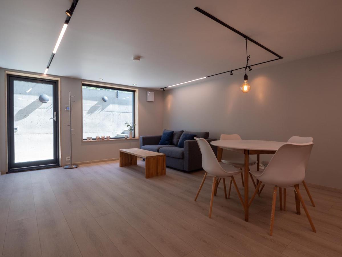 Tastefull And Modern Apartment With Parking Tromso Ngoại thất bức ảnh