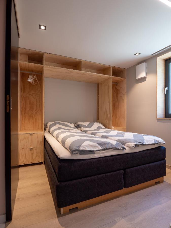 Tastefull And Modern Apartment With Parking Tromso Ngoại thất bức ảnh